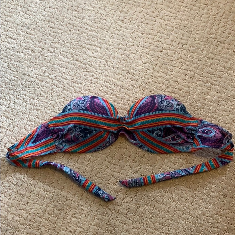Strapless bikini top
